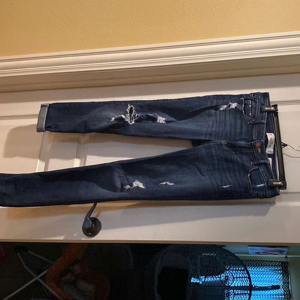 Ladies jeans Size 27/30.  Low rise supper skinny